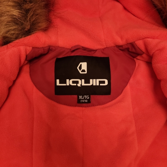 Liquid,children's jacket,size14/16,red, excellent condition,With fur on the hood - Picture 3 of 7